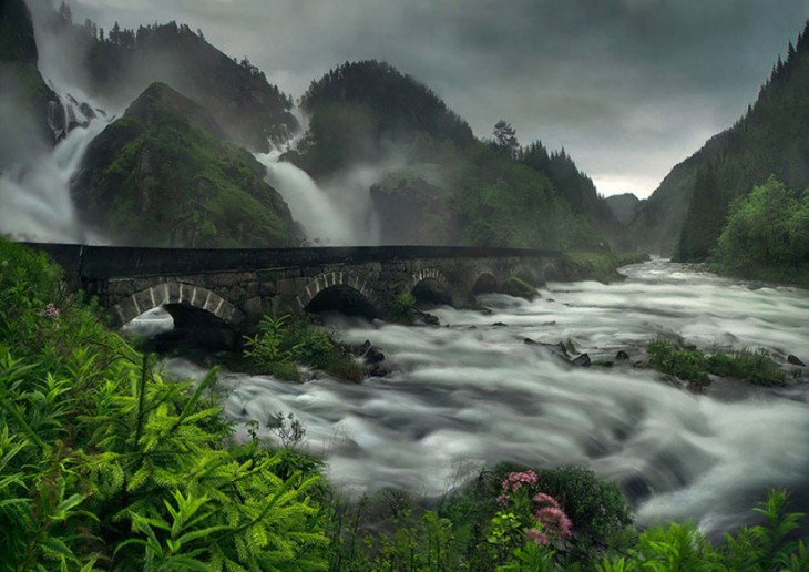 Cascada Latefossen, Noruega 