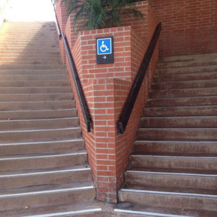 escaleras discapacitados fail